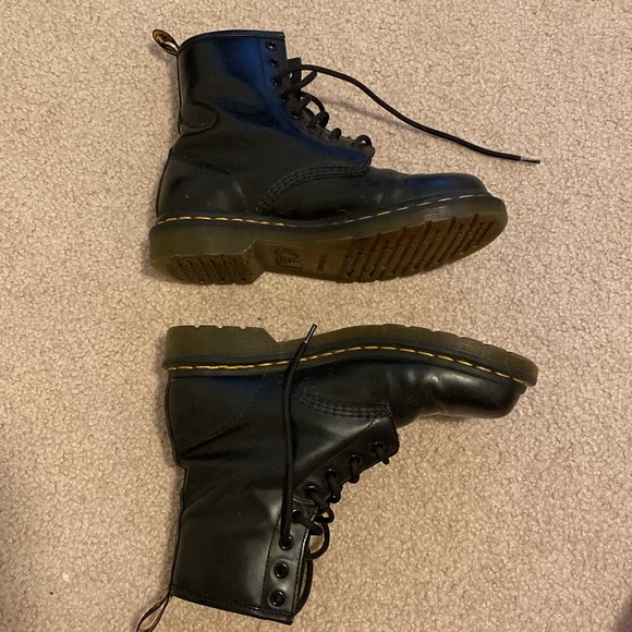 Dr. Martins: 1460 Lace up boot - Picture 2 of 4